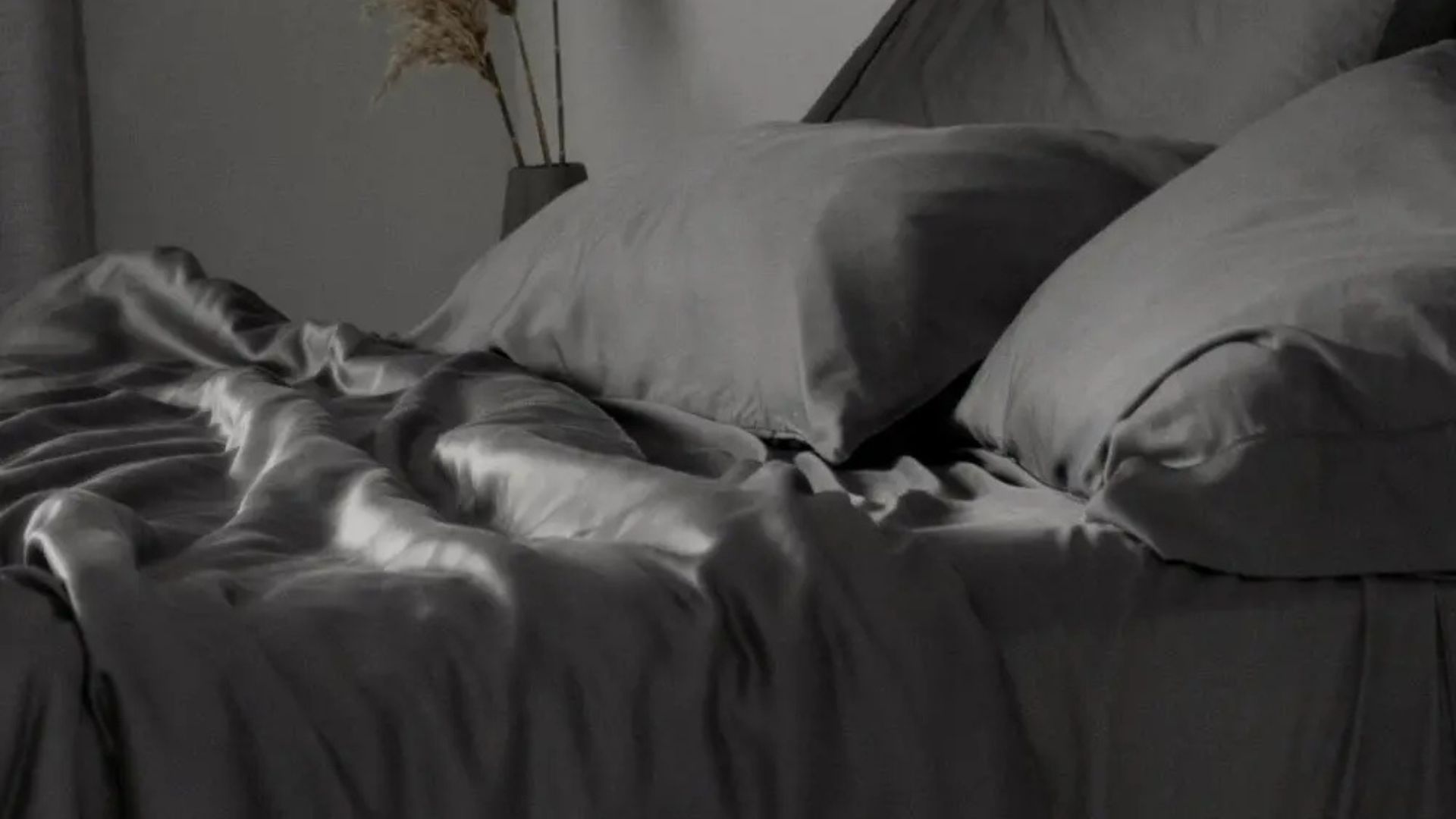 Best Cooling Sheets for Hot Sleepers (2026 Guide)