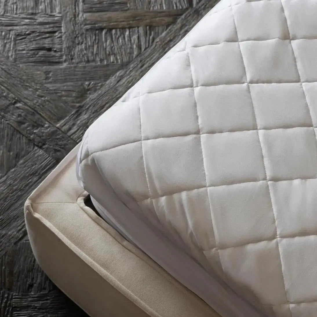 Everything-You-Need-To-Know-About-Caring-For-Your-Mattress-Protector ettitude