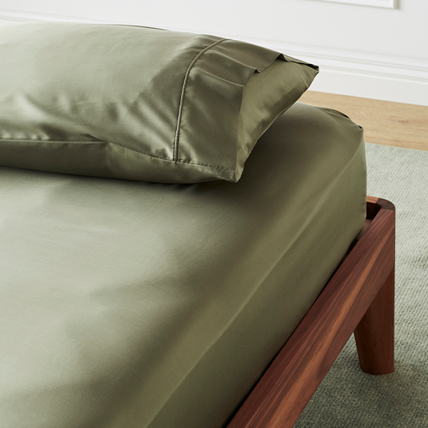 Moss | Signature Sateen Fitted Sheet Made with 100% Organic Bamboo #Color_moss