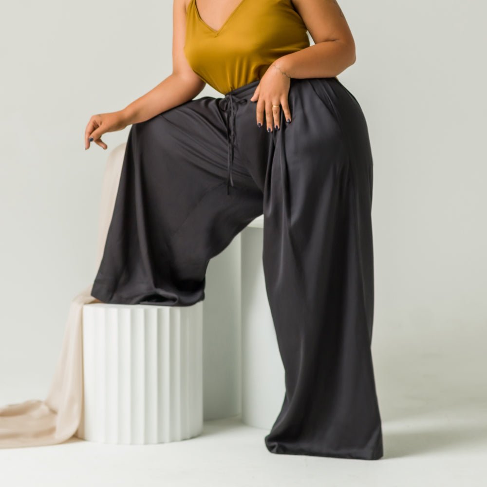 Onyx | Signature Sateen Wide Leg Pant Made With 100% Organic Bamboo #Color_onyx