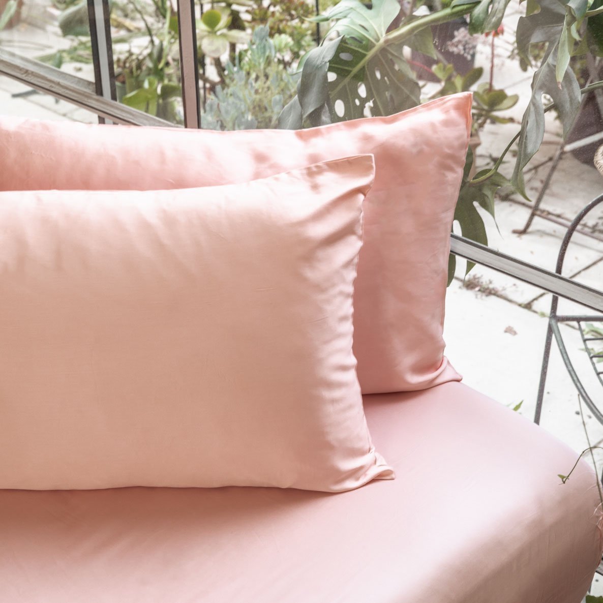 Cloud Pink | Signature Sateen Fitted Sheet Made with 100% Organic Bamboo #Color_cloudpink